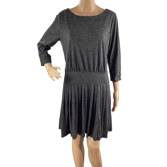 LOFT Knit Pleated Drop Waist Mini Dress Gray Size 8 - Picture 1 of 7